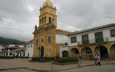 Apertura de puerta en la Calera